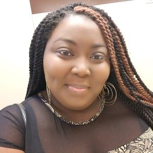 Meet your Posher, Erica